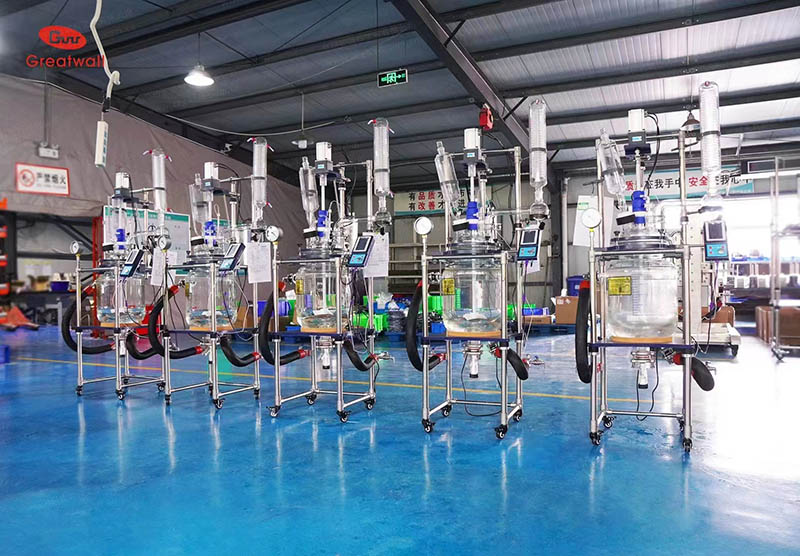 長城科工貿(mào)講解玻璃反應釜怎么選擇